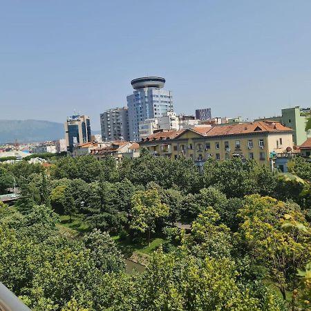Penthahouse Shallvare Тирана Екстериор снимка