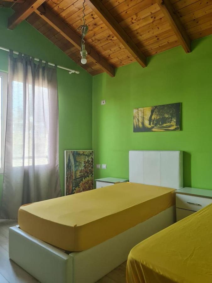 Penthahouse Shallvare Тирана Екстериор снимка