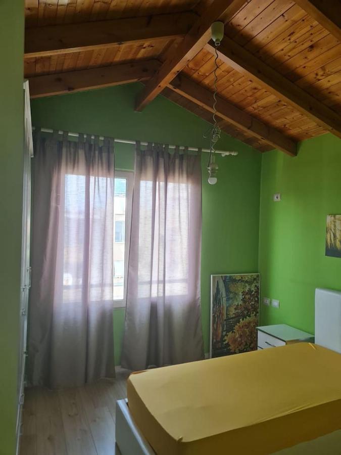 Penthahouse Shallvare Тирана Екстериор снимка
